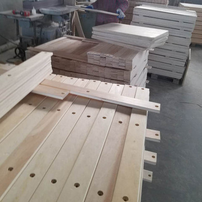 博浩定制床板板材 松木床板条图片_高清图_细节图-东明县齐升木材加工厂 -